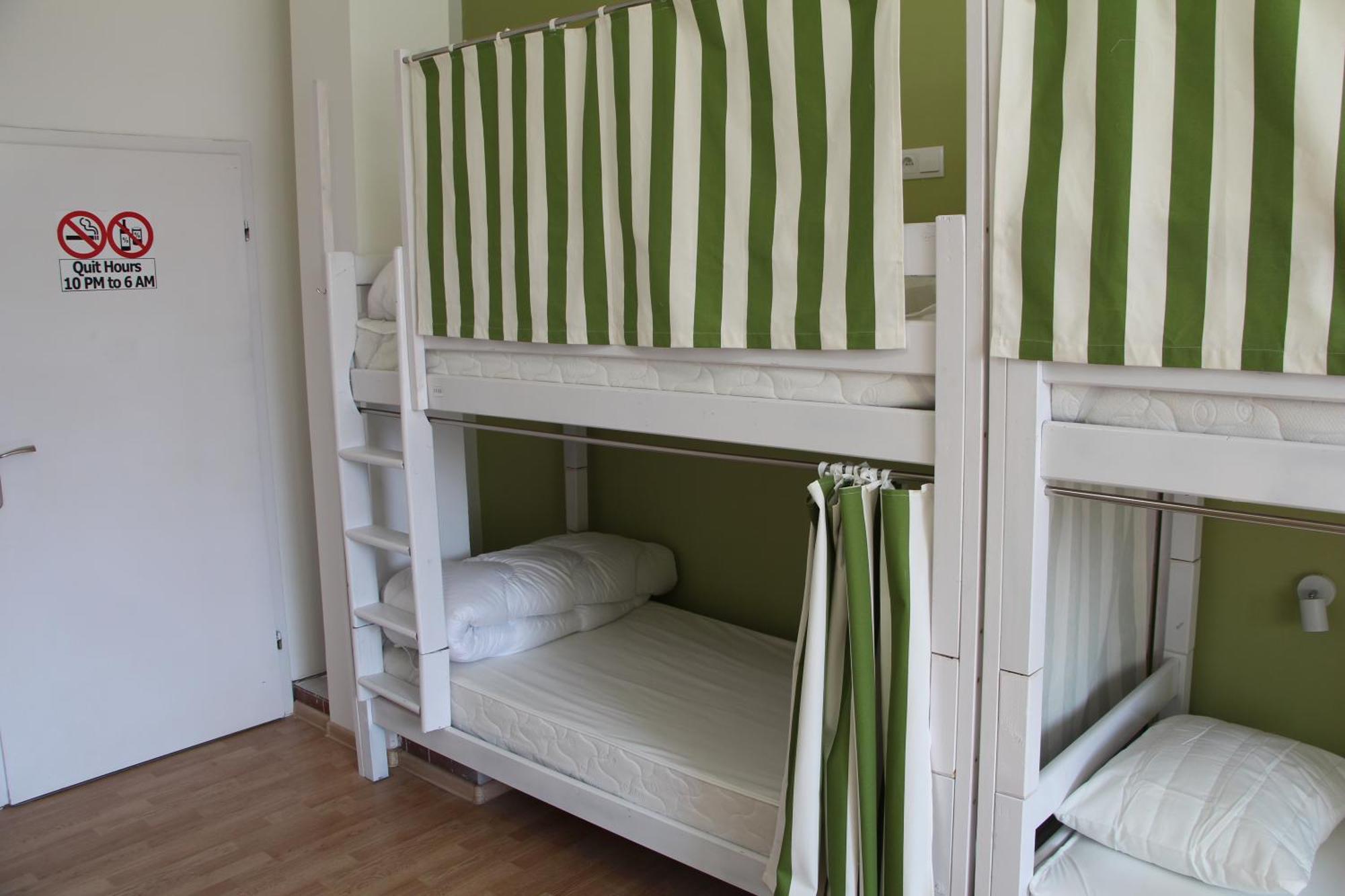 Lorf Hostel&Coffee Cracovie Chambre photo