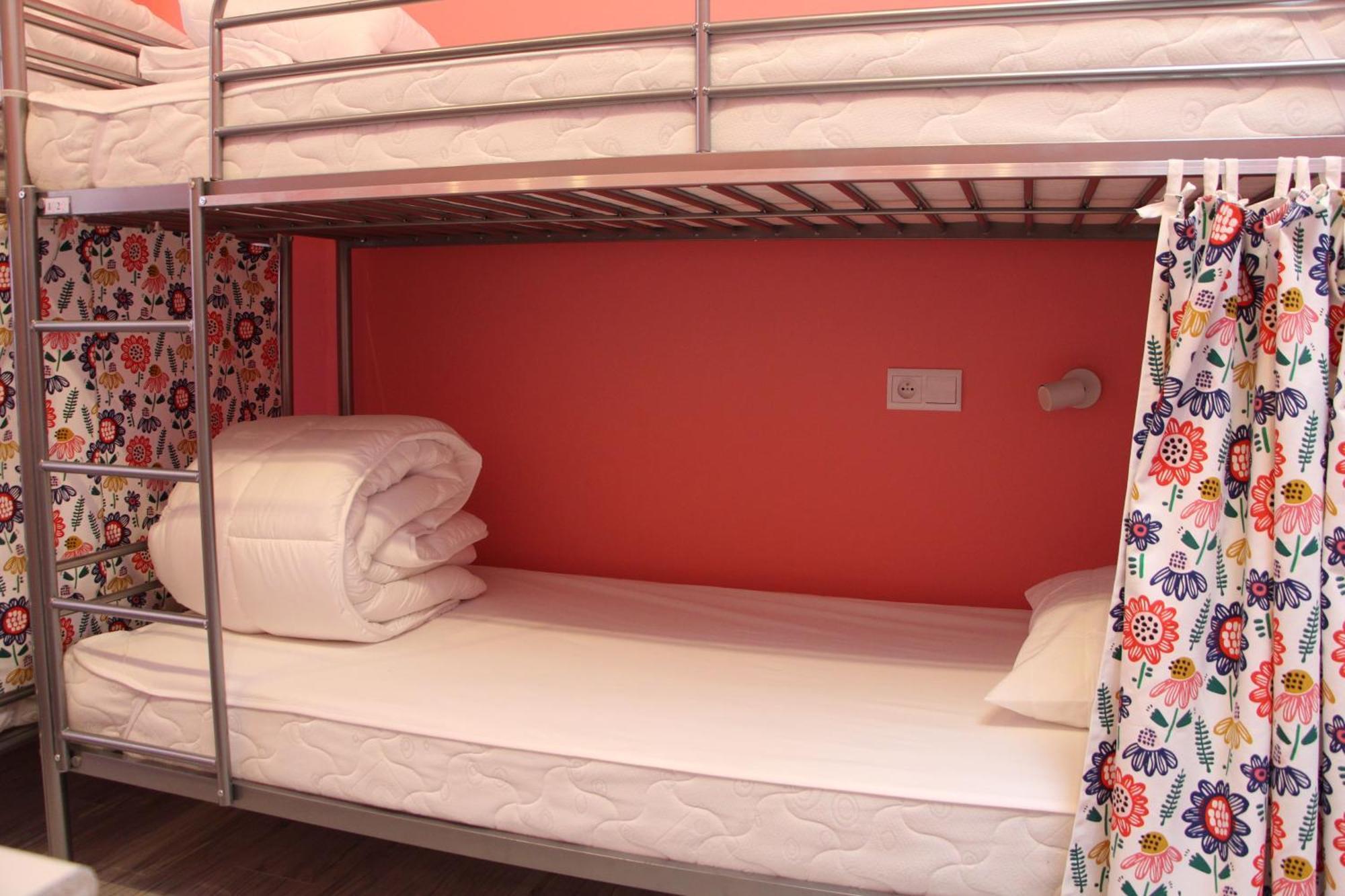 Lorf Hostel&Coffee Cracovie Extérieur photo